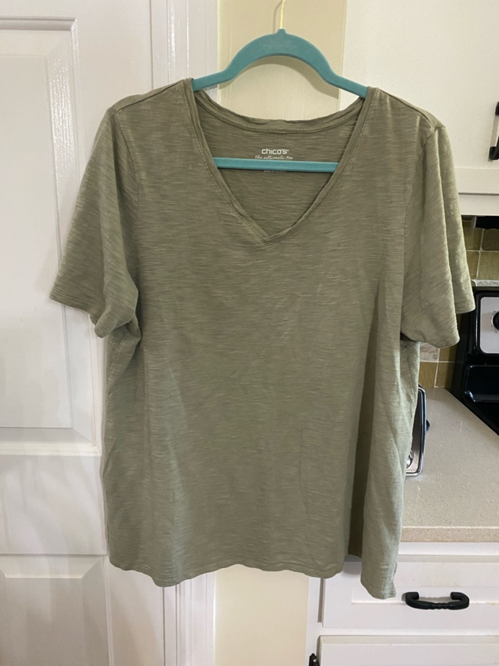 Chico's Sage Green V-Neck Short Sleeve Top